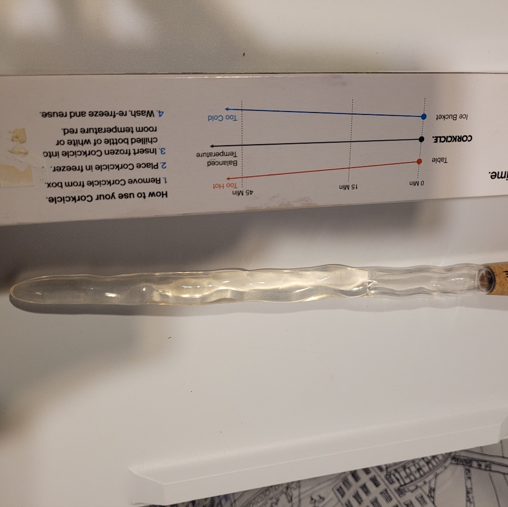 Corkcicle Wine Chiller/Stopper EUC - Picture 5 of 6